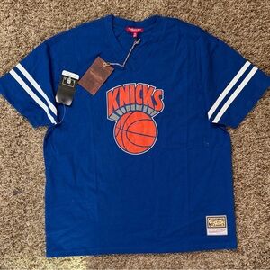 Mitchell & Ness Women’s Small Blue Knicks Basketball Tee